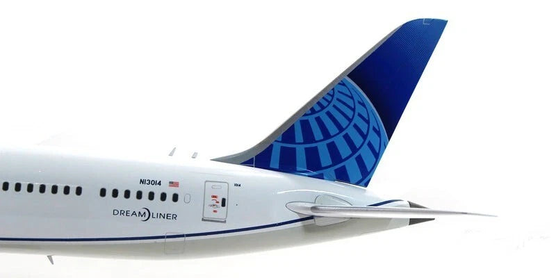 GEMINI JETS G2UAL1259F 1/200 BOEING 787-10 UNITED AIRLINES (FLAPS DOWN) REG: N13014 WITH STAND