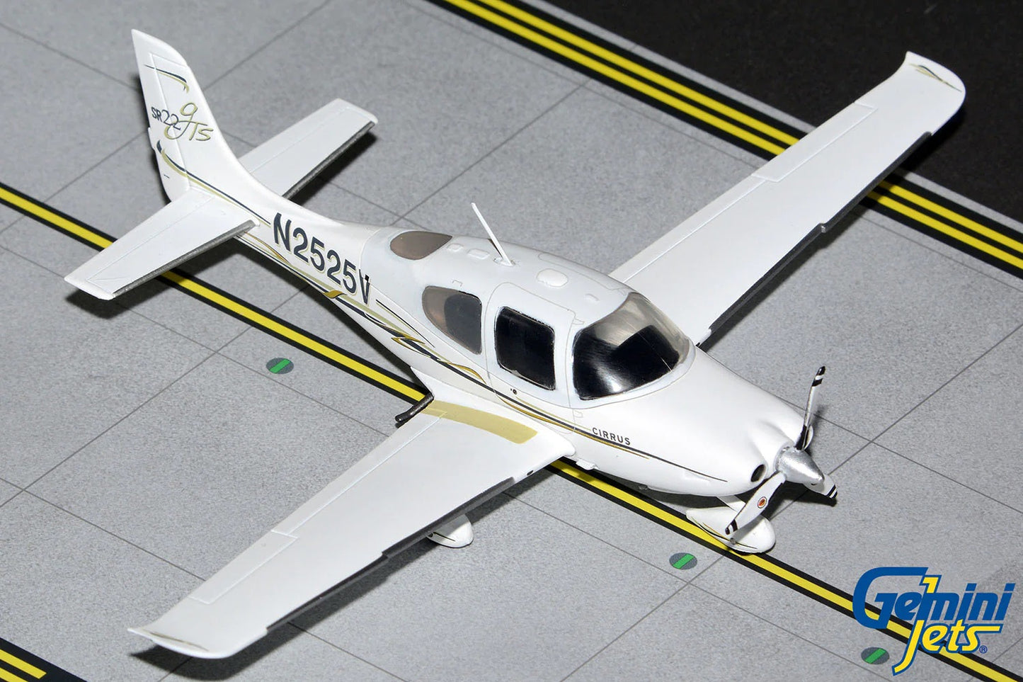 GEMINI JETS CIRRUS SR22 (SPORTYS/WRIGHT BROS EDITION) REG: N2525V