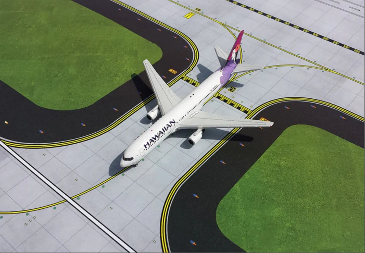 GEMINIJETS 2-PIECE AIRPORT MAT SET