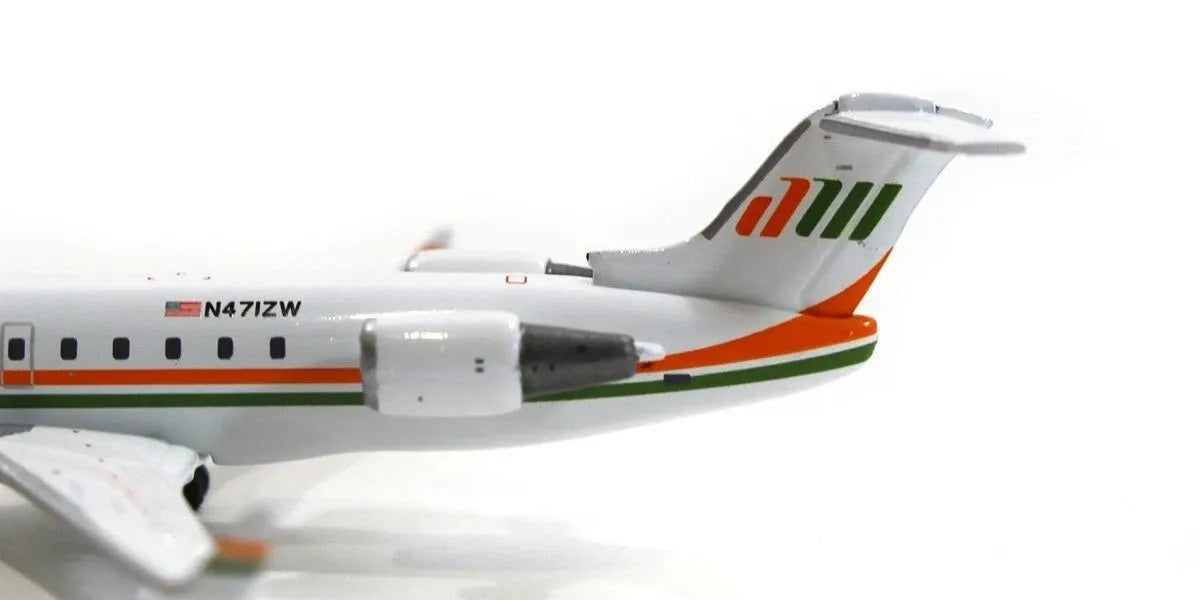 GEMINI JETS BOMBARDIER CRJ200LR AIR WISCONSIN REG: N471ZW (RETRO LIVERY)