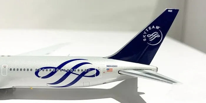GEMINI JETS B767-400ER DELTA AIRLINES "SKYTEAM LIVERY" REG: N844MH