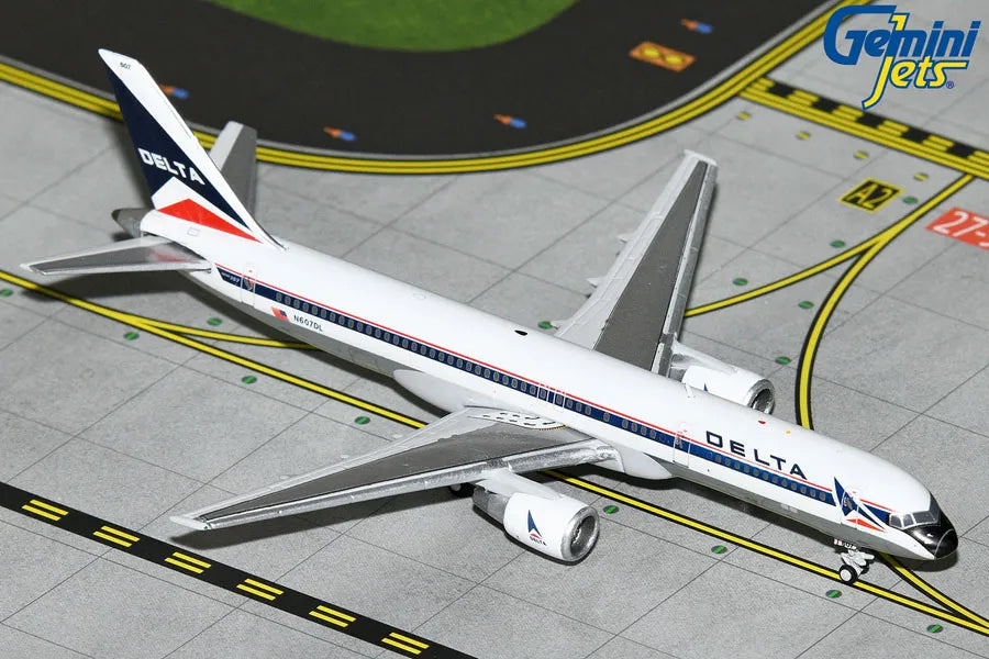 GEMINI JETS B757-200 DELTA AIRLINES REG: N607DL