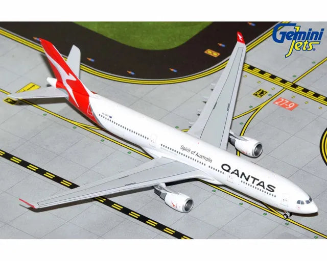 GEMINI JETS A330-300 QANTAS REG: VH-QPH