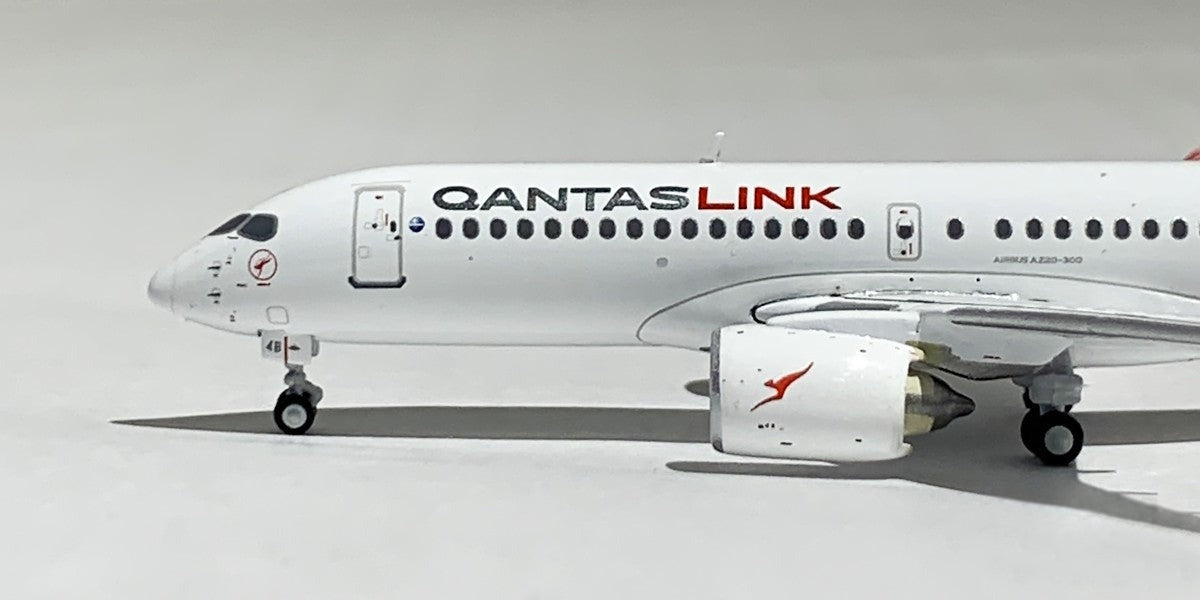 GEMINI JETS A220-300 QANTASLINK REG: VH-X4B
