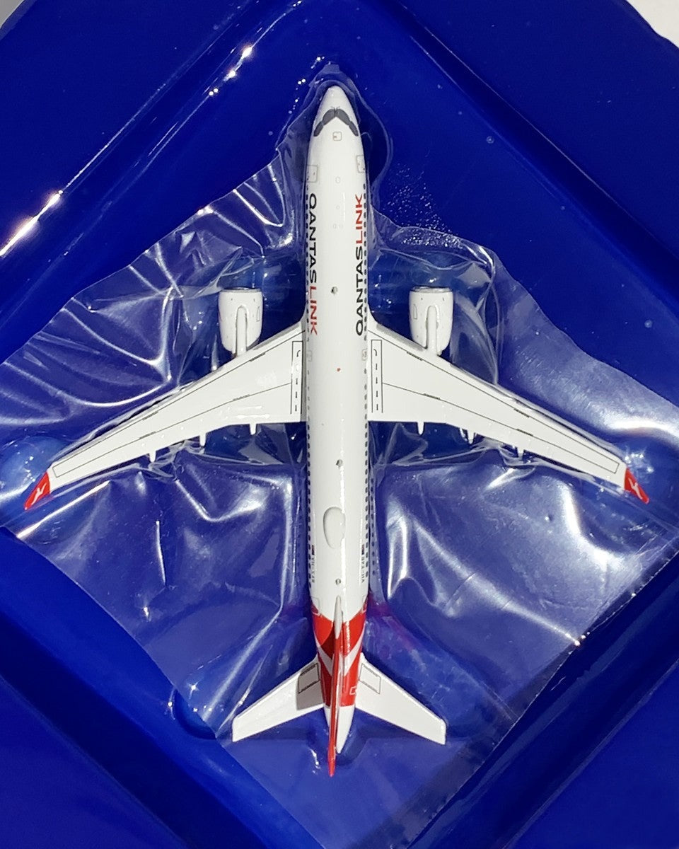 GEMINI JETS A220-300 QANTASLINK REG: VH-X4B