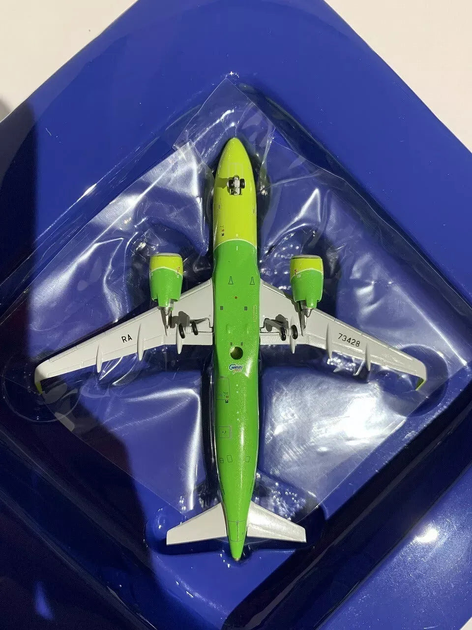 GEMINI JETS A320 NEO S7 AIRLINES REG: RA-73428