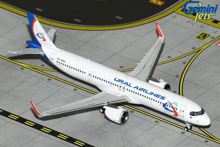 GEMINI JETS A321 NEO URAL AIRLINES REG: RA-73800