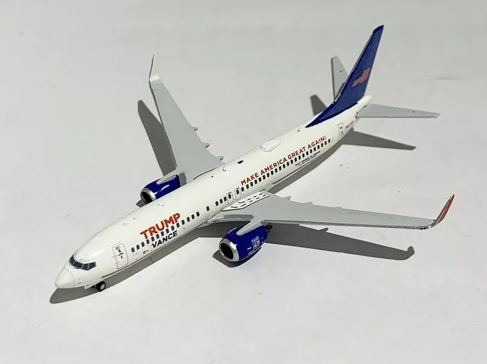 GEMINI JETS B737-800W EASTERN AIR EXPRESS "TRUMP-VANCE CAMPAIGN" REG: N917XA