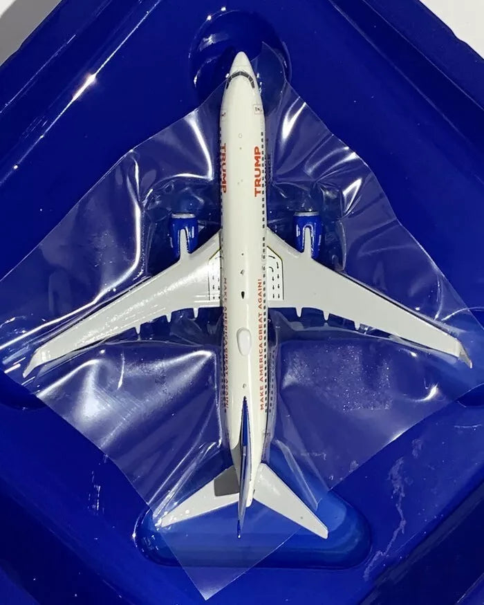 GEMINI JETS B737-800W EASTERN AIR EXPRESS "TRUMP-VANCE CAMPAIGN" REG: N917XA