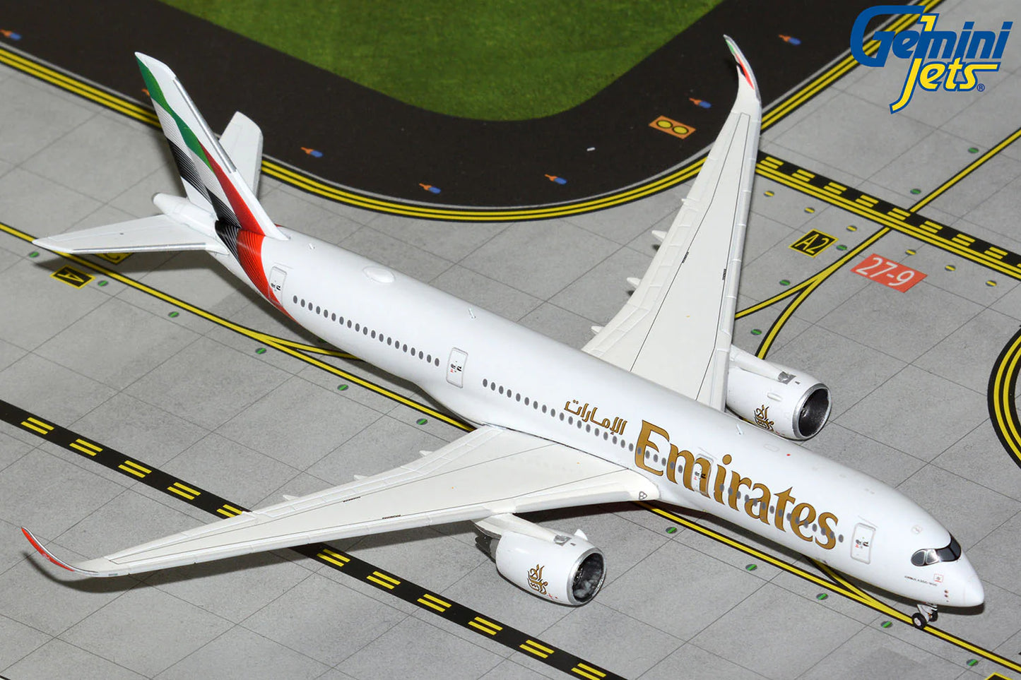 GEMINI JETS A350-900 EMIRATES REG: A6-EXB "NEW LIVERY"