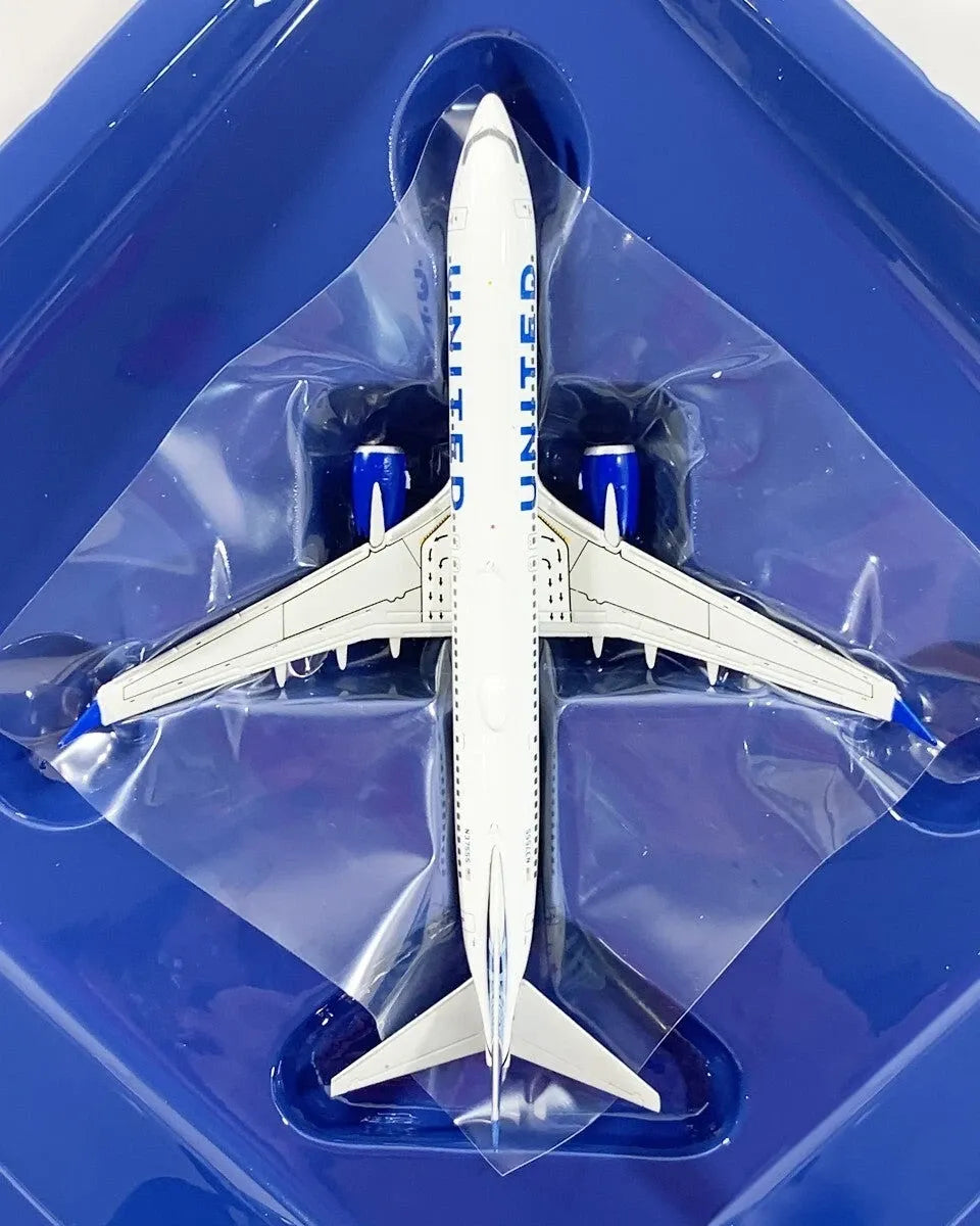 GEMINI JETS B737 MAX 9 UNITED AIRLINES REG: N37555