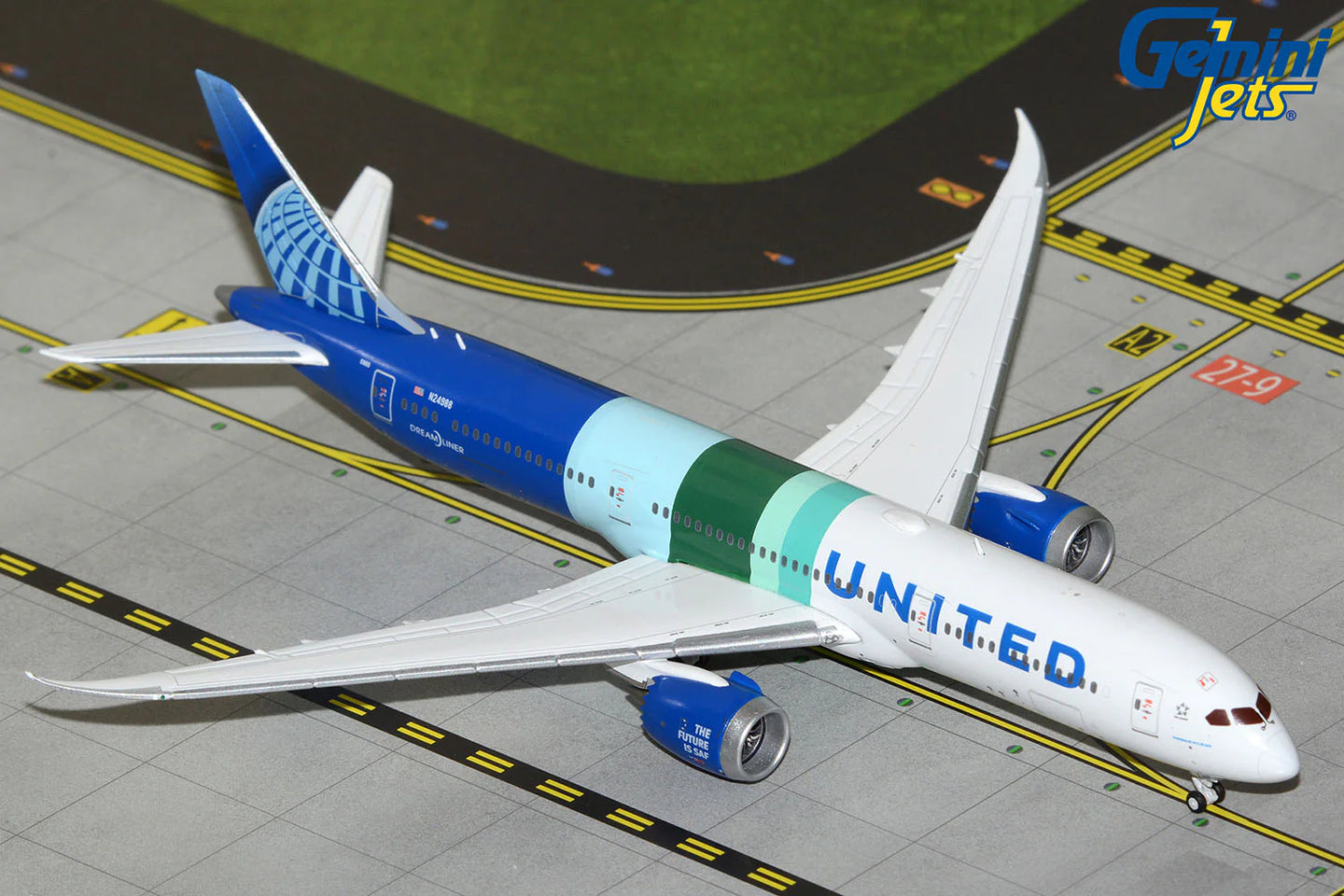 GEMINI JETS B787-9 UNITED AIRLINES "THE FUTURE IS SAF" REG: N24988