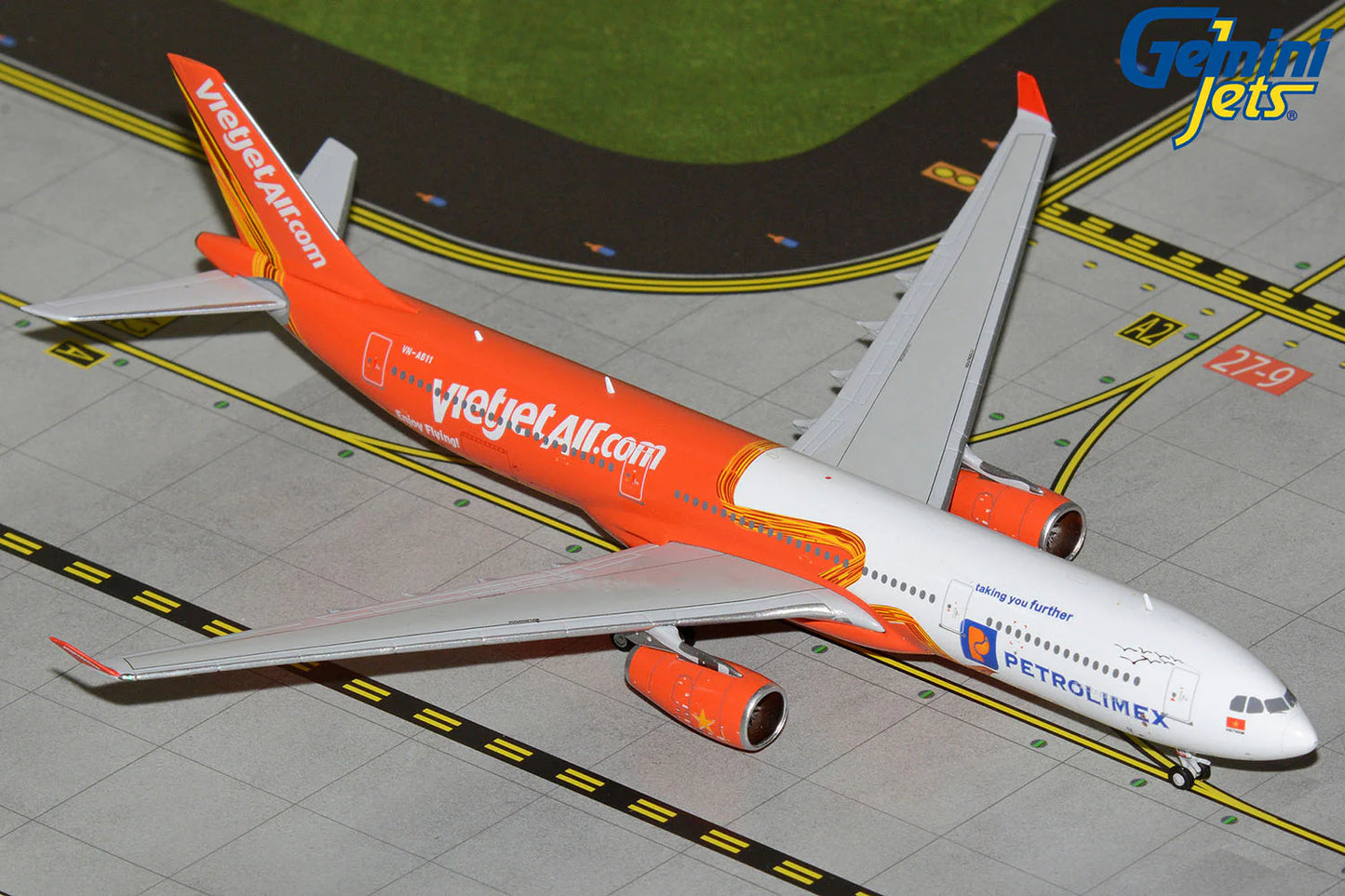 GEMINI JETS A330-300 VIETJET AIR "PETROLIMEX LIVERY" REG: VN-A811