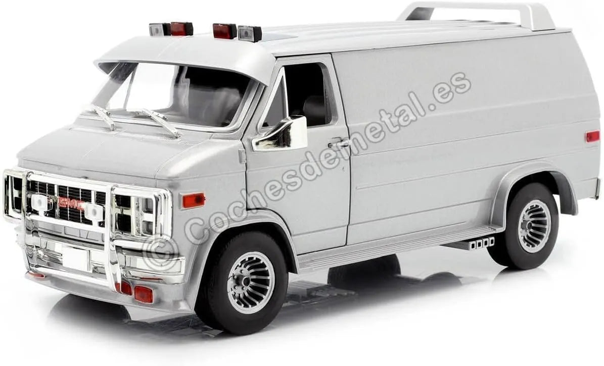 GREENLIGHT 1983 GMC VANDURA CUSTOM