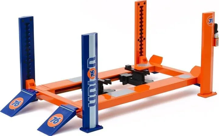 GREENLIGHT FOUR POST LIFT UNION 76