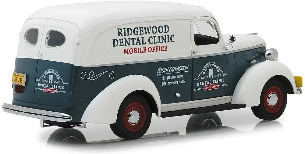 GREENLIGHT CHEVROLET PANEL TRUCK
