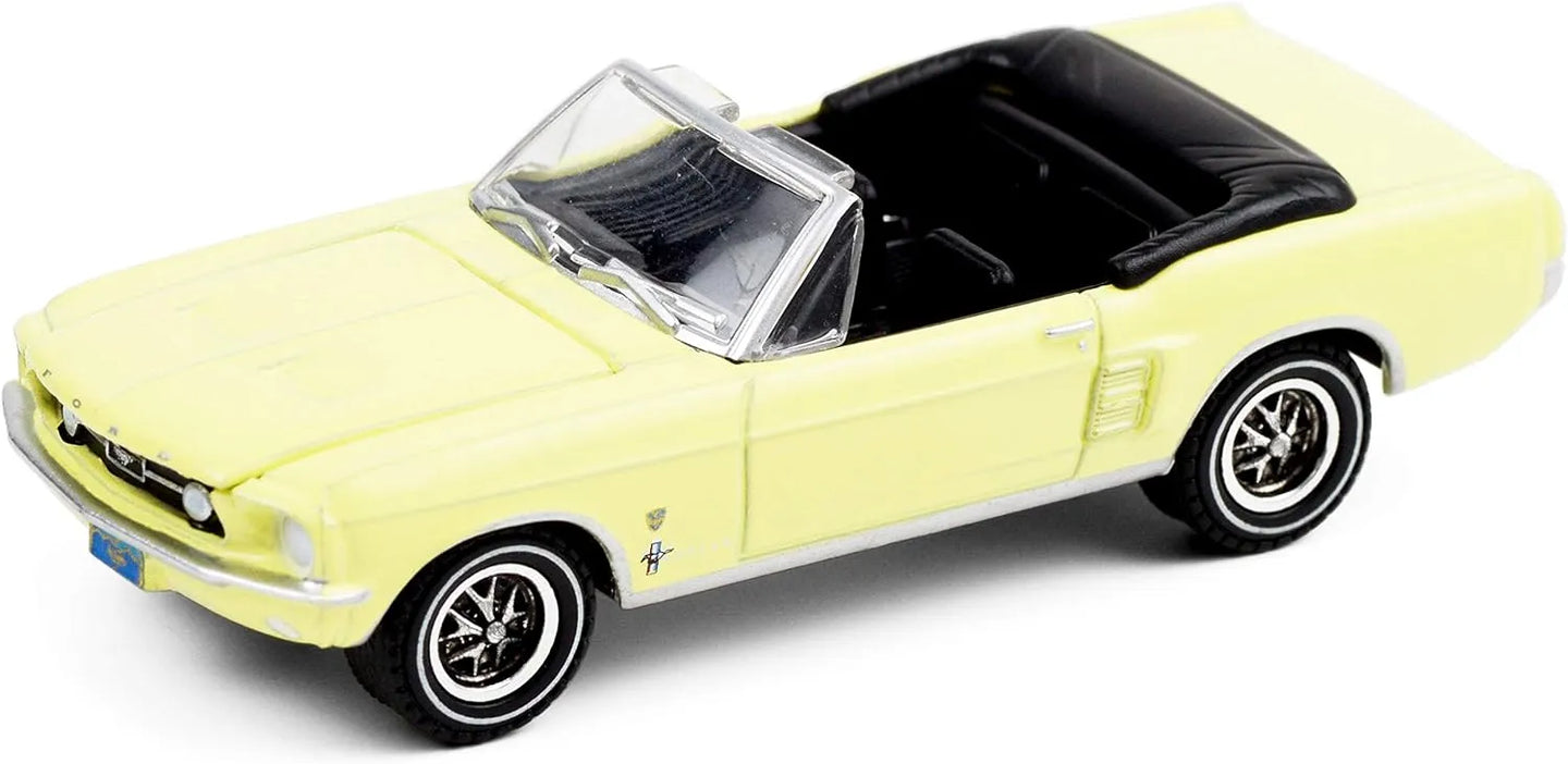 GREENLIGHT 1967 FORD MUSTANG CONVERTIBLE