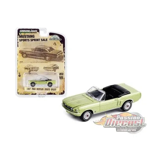 GREENLIGHT 1967 FORD MUSTANG CONVERTIBLE