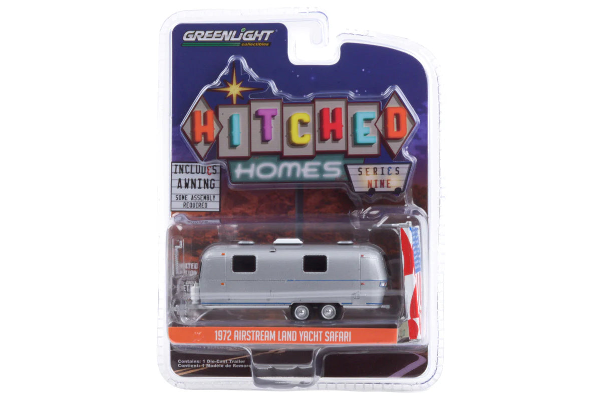 GREENLIGHT AIRSTREAM LAND YACHT SAFARI & AMERICAN FLAG AWNING