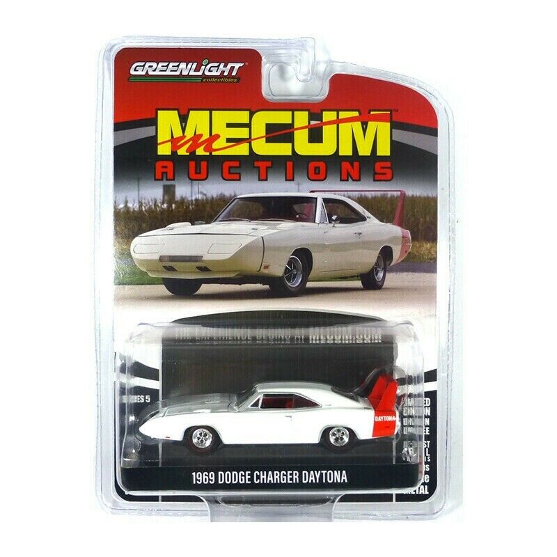GREENLIGHT 1969 DODGE CHARGER DAYTONA