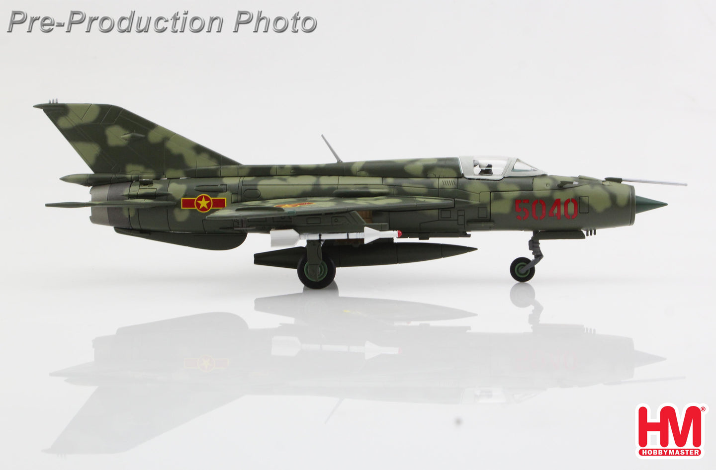 HOBBY MASTER MIG-21PFM 5040 921ST FIGHTER REGIMENT VIETNAMESE AIR FORCE DECEMBER 1972