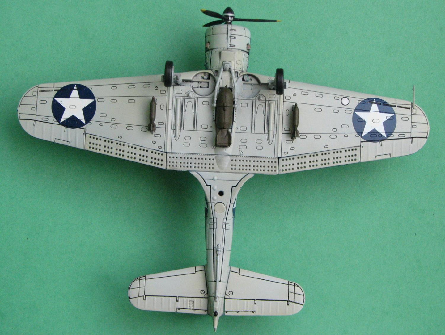 HOBBY MASTER SBD-2 DAUNTLESS USMC VMSB-241 “SONS OF SATAN” BATTLE OF MIDWAY, JUNE 1942