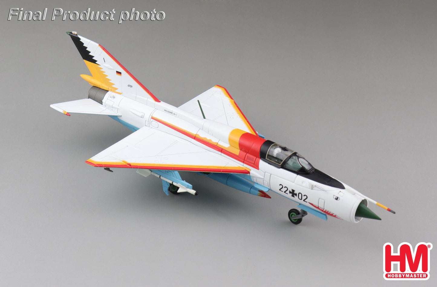 HOBBY MASTER MIG-21SPS "THE WHITE SHARK" 22+02 1990