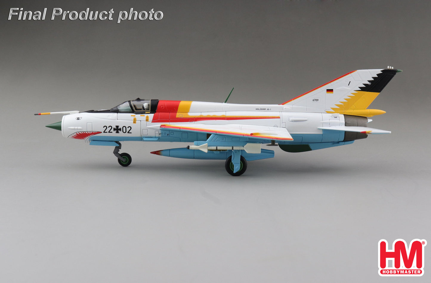HOBBY MASTER MIG-21SPS "THE WHITE SHARK" 22+02 1990