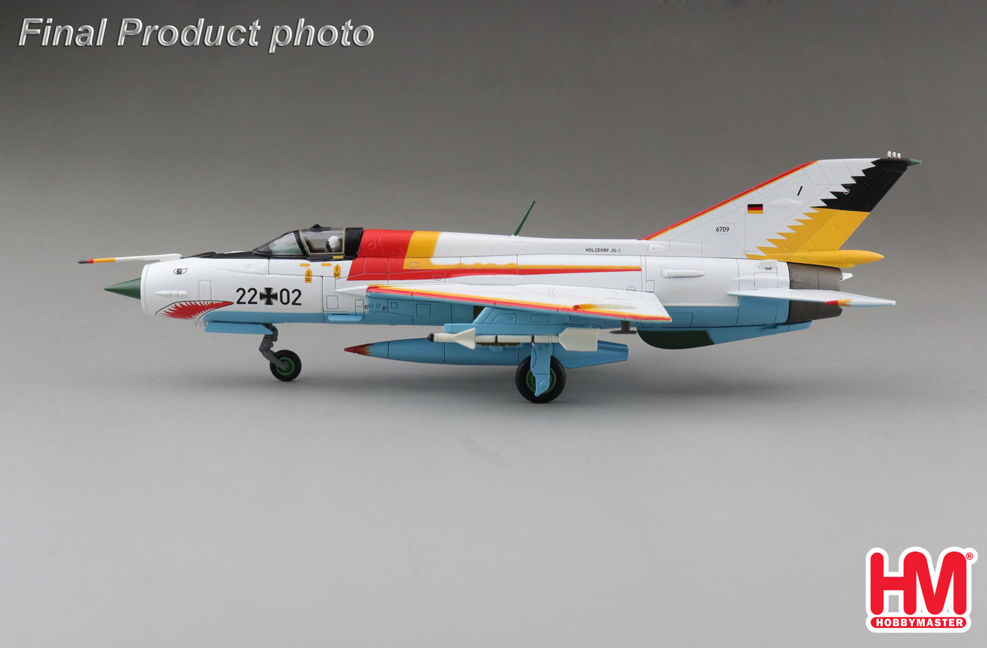 HOBBY MASTER MIG-21SPS "THE WHITE SHARK" 22+02 1990