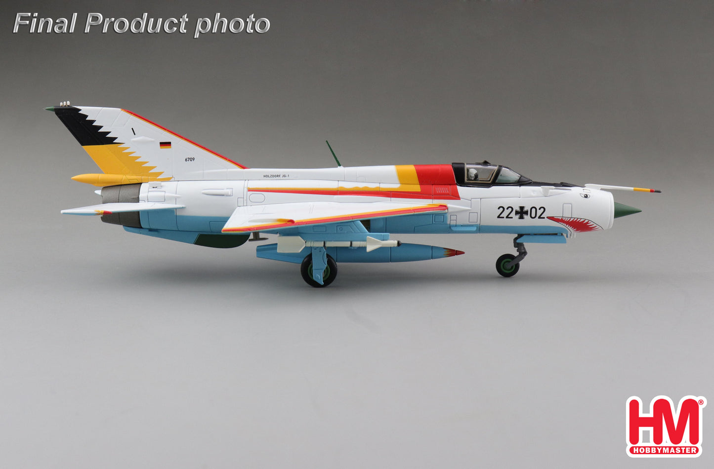 HOBBY MASTER MIG-21SPS "THE WHITE SHARK" 22+02 1990