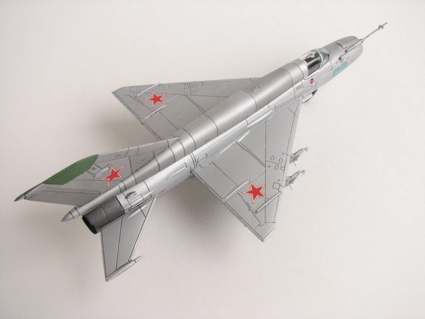 HOBBY MASTER MIG-21 SMT “HUMP BACK” SOVIET NO.92