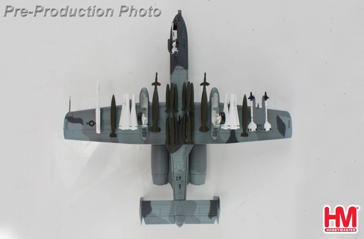 HOBBY MASTER A-10A "FLIPPER" AF76-0530 47TH TFS 1990 (W/12 X MK.82 2 X GBU-10 6 X AGM-65 2 X AIM-9)