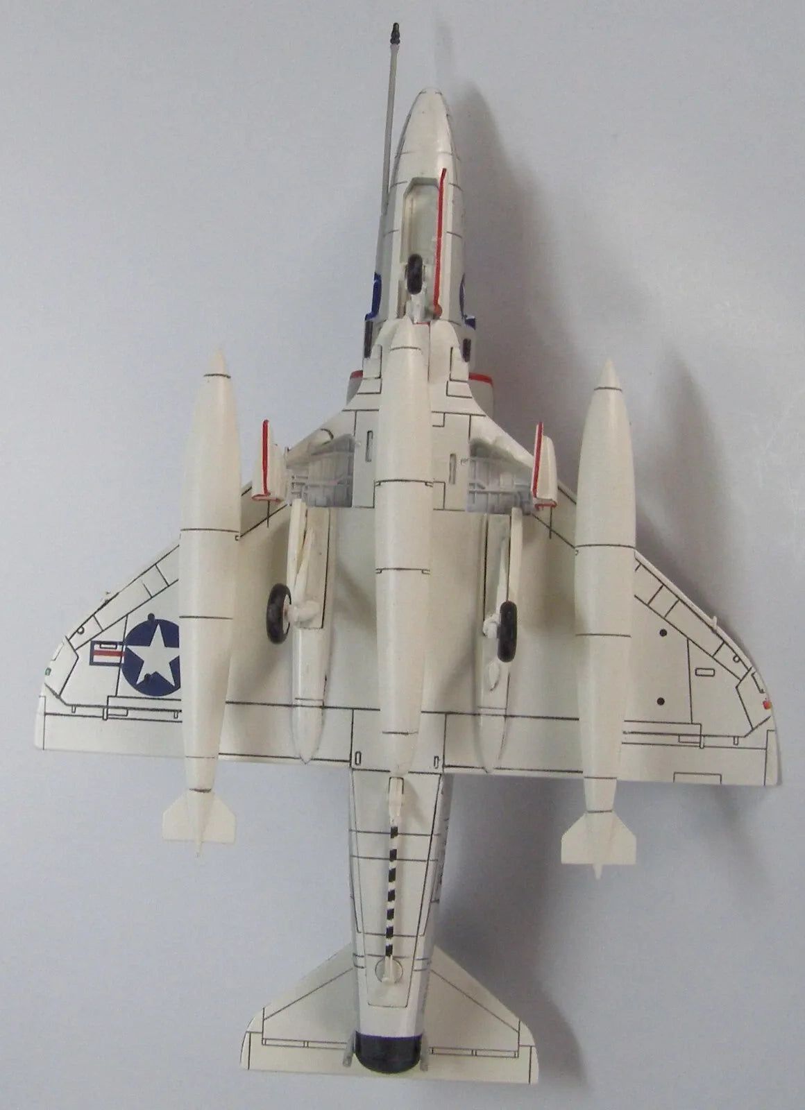 HOBBY MASTER  A-4B SKYHAWK US NAVY VA-106 GLADIATORS AK301 USS ESSEX