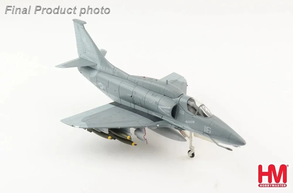 HOBBY MASTER A-4F SKYHAWK "FLYING GATORS" 1984