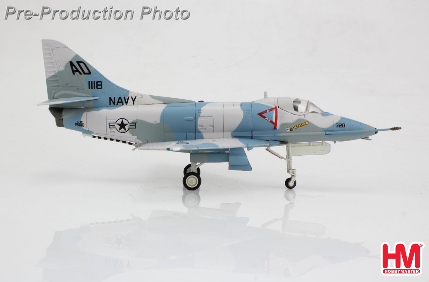 HOBBY MASTER A-4E SKYHAWK US NAVY "AGGRESSOR SCHEME" 151118 VA-43 1975
