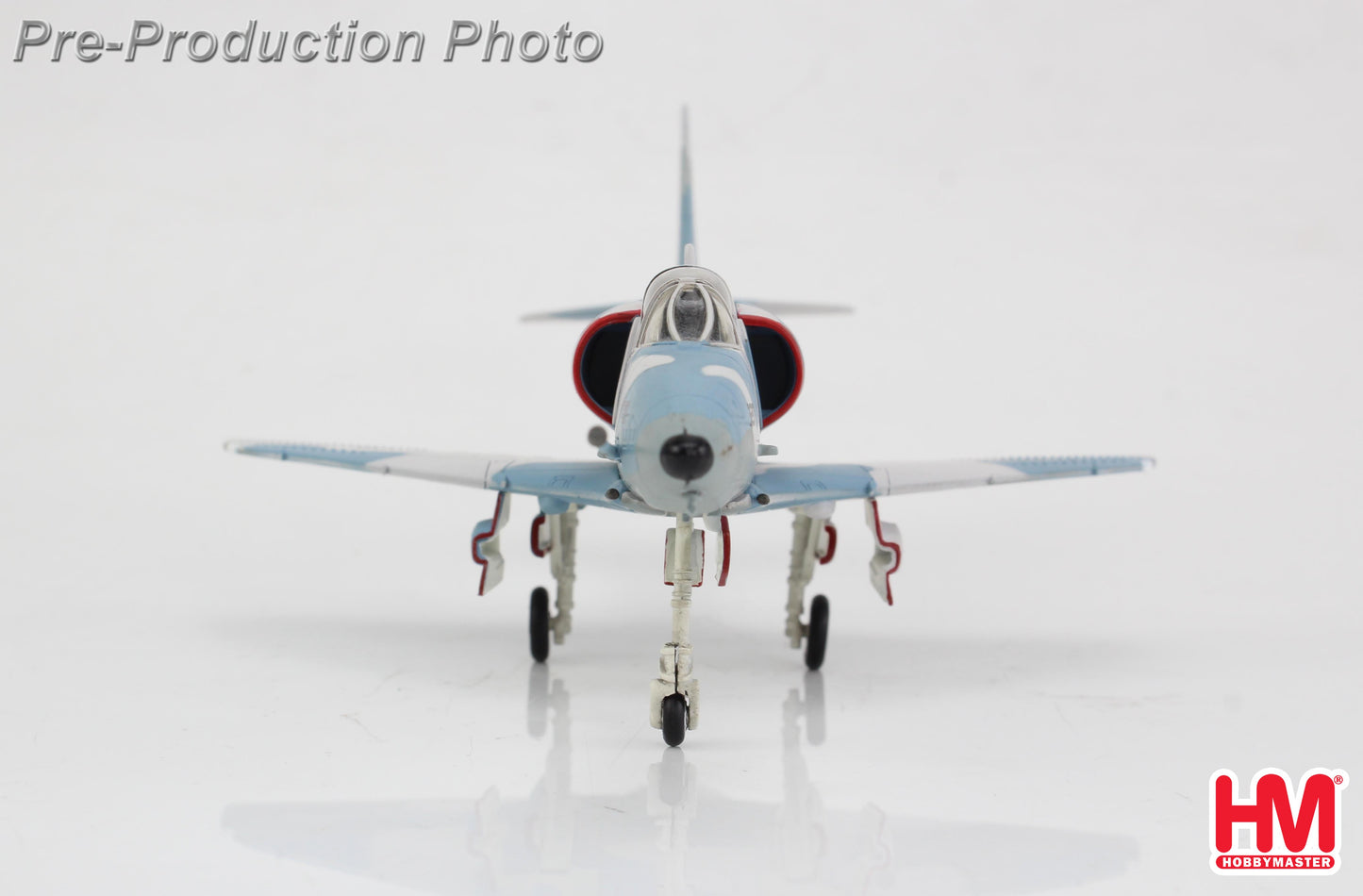 HOBBY MASTER A-4E SKYHAWK US NAVY "AGGRESSOR SCHEME" 151118 VA-43 1975