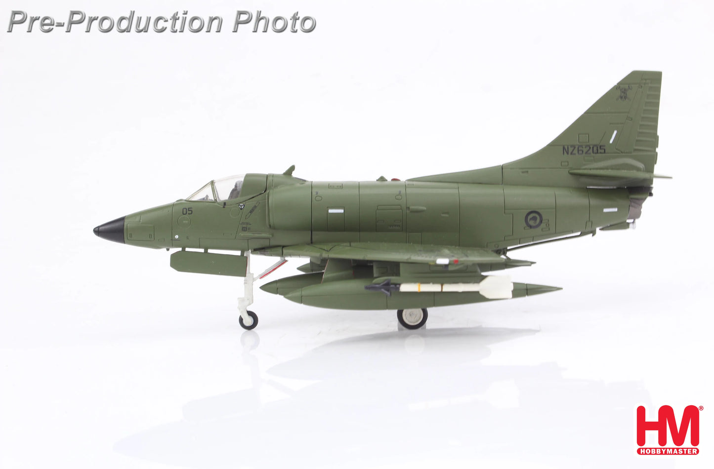 HOBBY MASTER HA1443 1/72 A-4K SKYHAWK RNZAF NZ6205 1970'S