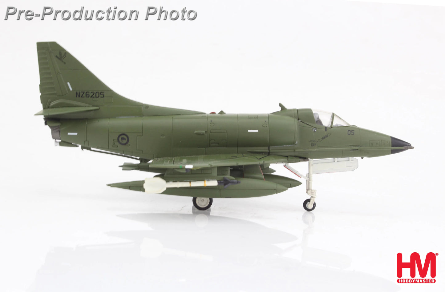 HOBBY MASTER HA1443 1/72 A-4K SKYHAWK RNZAF NZ6205 1970'S