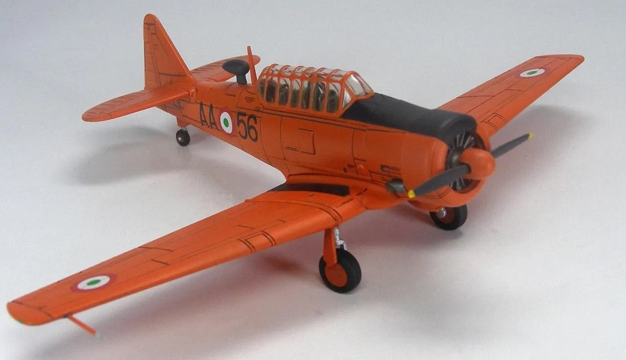 HOBBY MASTER T-6G TEXAN AERONAUTICA MILITARE NAPOLI 1955