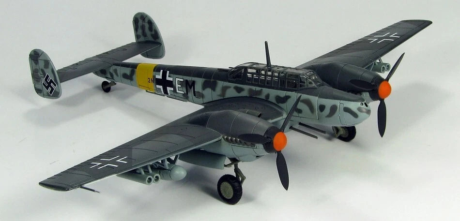 HOBBY MASTER MESSERSCHMITT BF 110G "DEFENSE OF THE REICH"