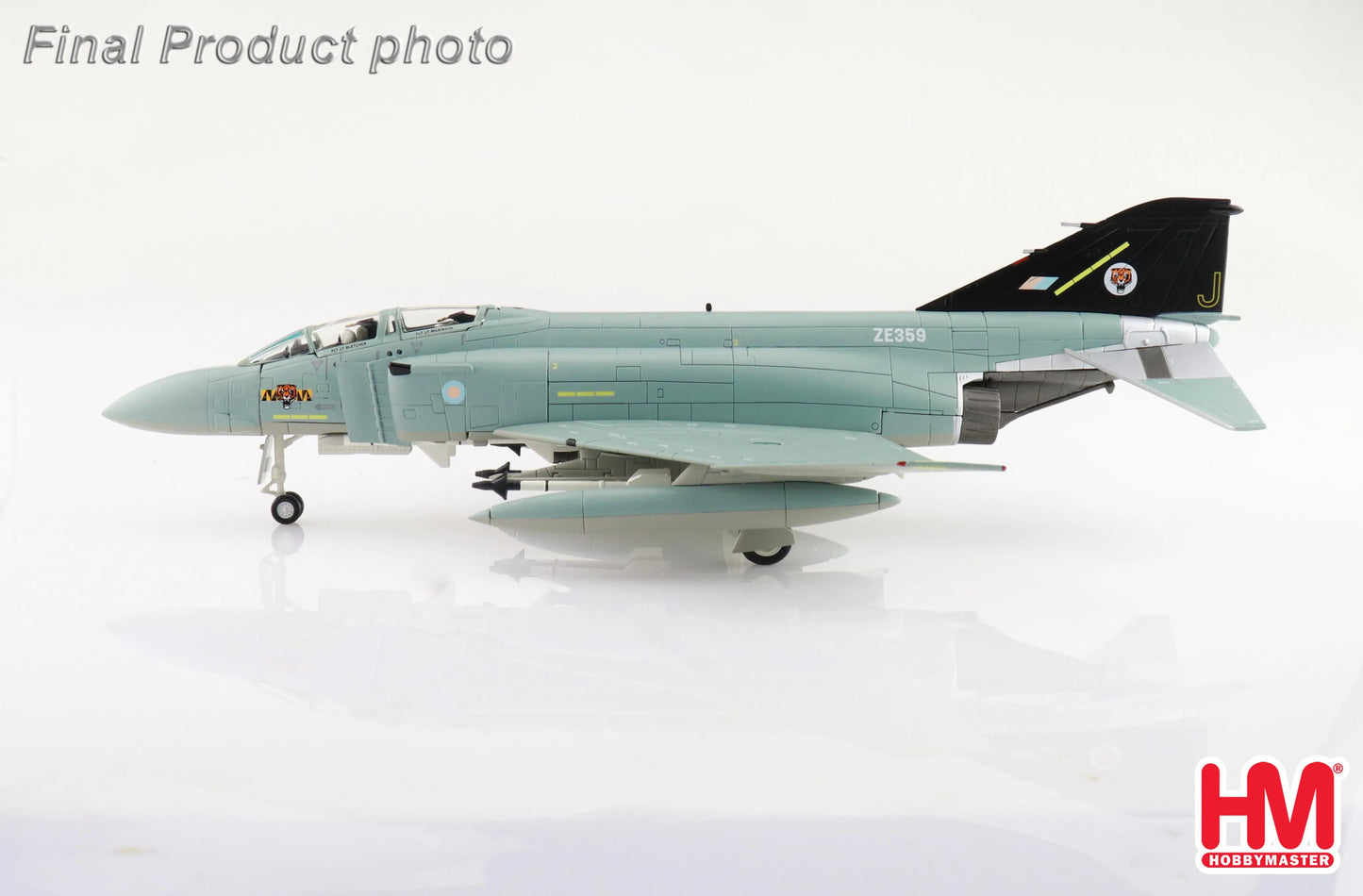 HOBBY MASTER F-4J PHANTOM II (UK) ZE359 74 SQN RAF WATTISHHAM