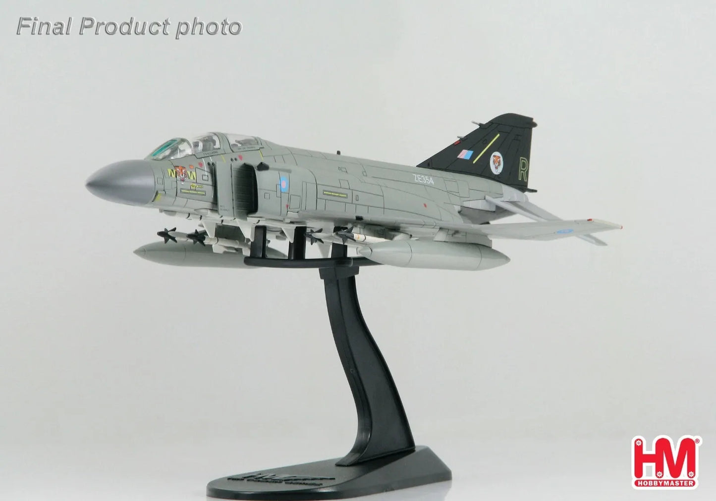 HOBBY MASTER F-4J PHANTOM II RAF No.74 SQN