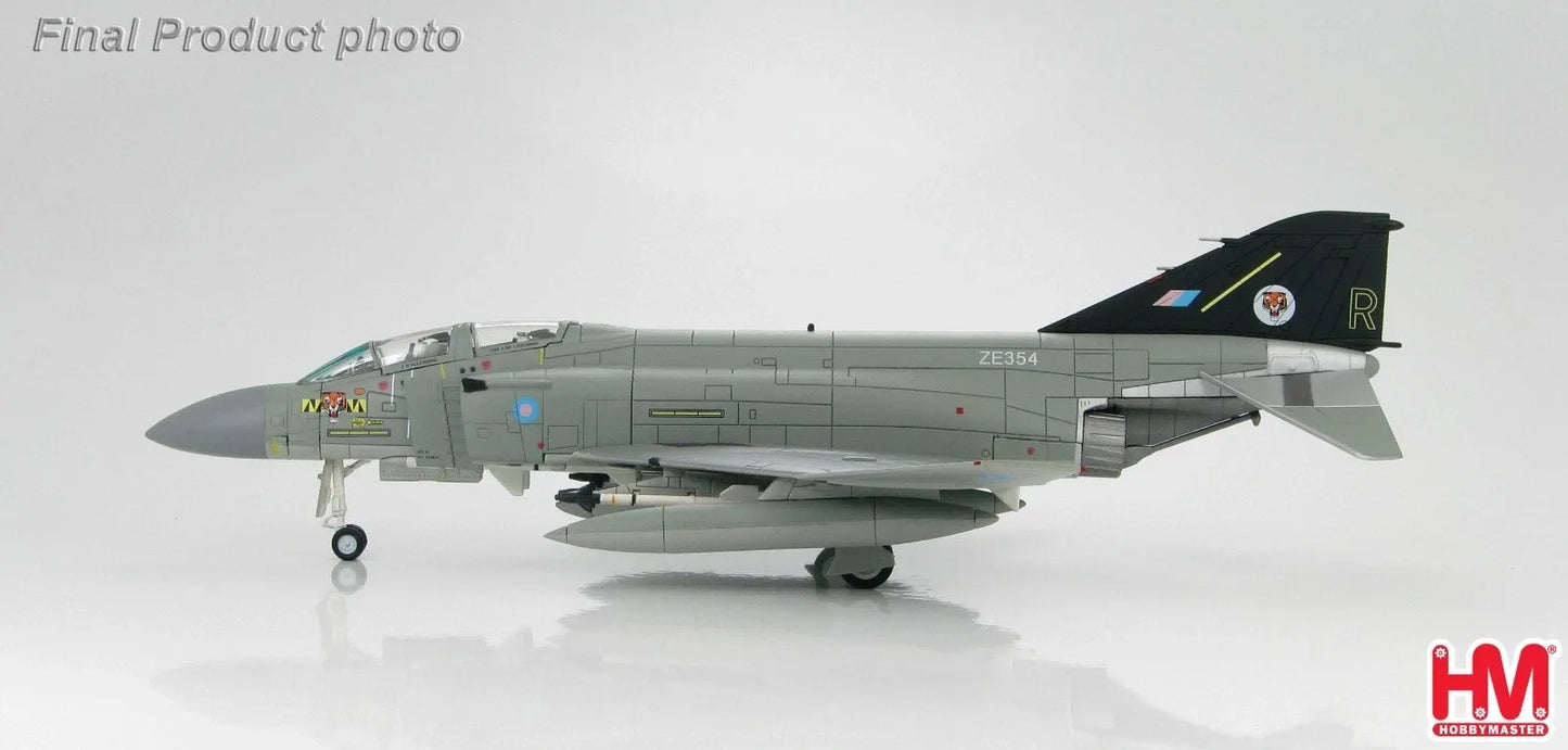 HOBBY MASTER F-4J PHANTOM II RAF No.74 SQN