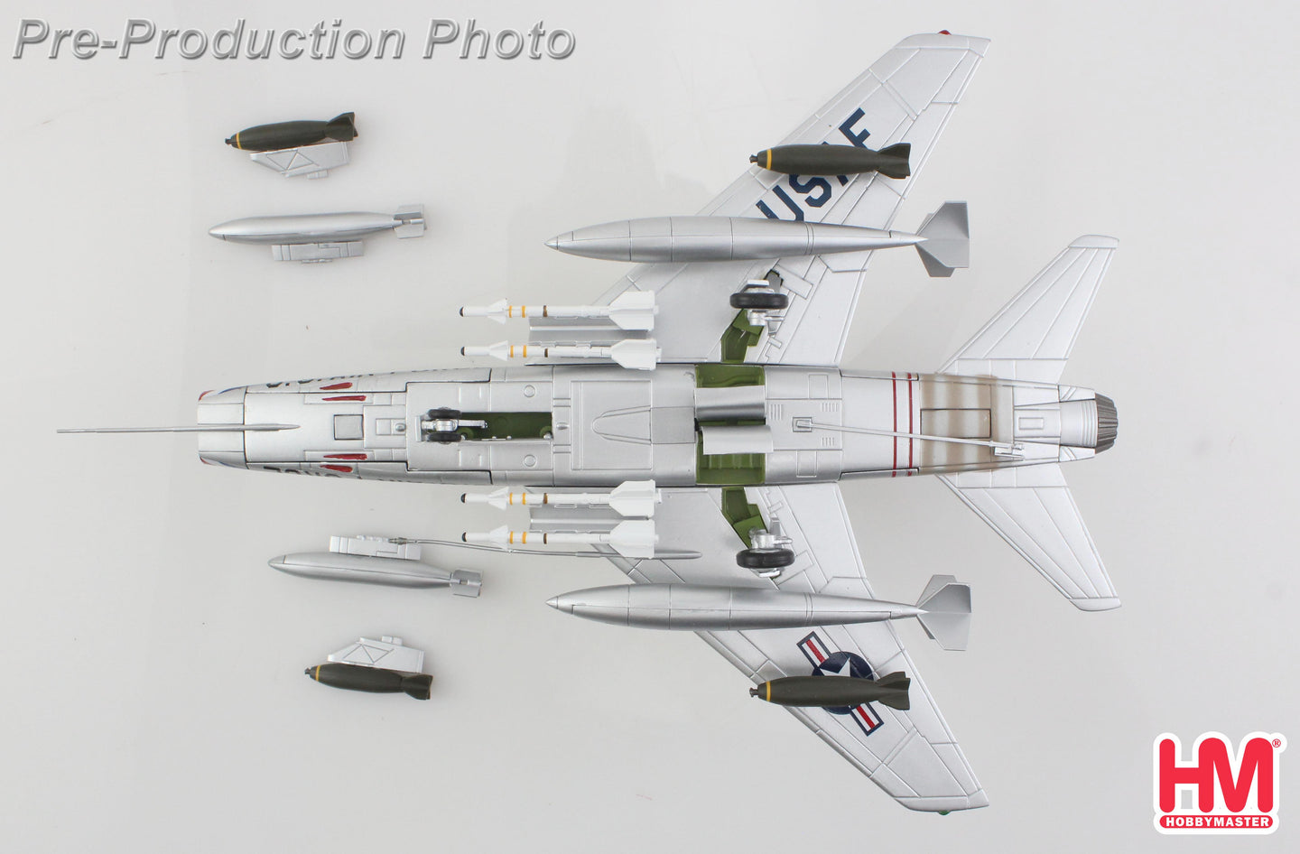 HOBBY MASTER F-100 SUPER SABRE FW-871 USAF NATIONAL MILITARY MUSEUM