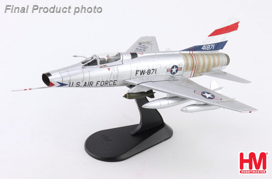 HOBBY MASTER F-100 SUPER SABRE FW-871 USAF NATIONAL MILITARY MUSEUM