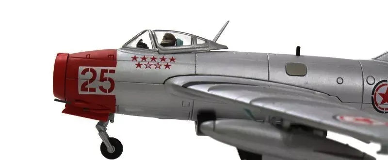 HOBBY MASTER MIG-15BIS RED 25 CPVAF NORTH KOREA 1950'S