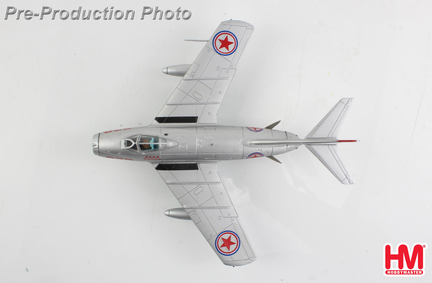 HOBBY MASTER MIG-15BIS "RED 079" CHINESE PEOPLES VOLUNTEERS AF NORTH KOREA 1950S