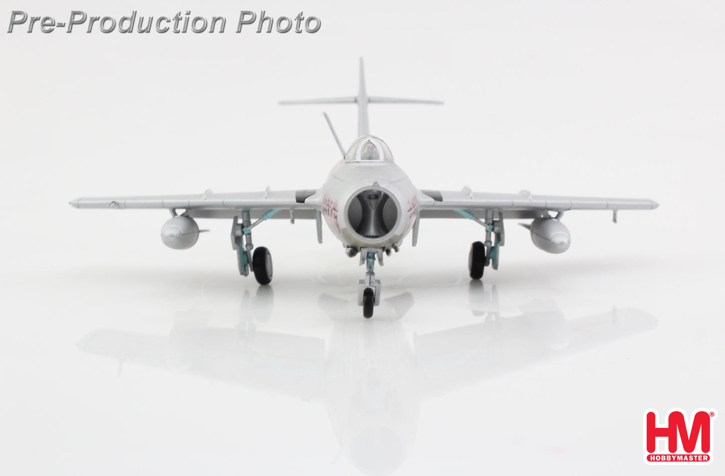 HOBBY MASTER MIG-15BIS PEOPLES LIBERATION ARMY AIR FORCE (PLAAF) 0241