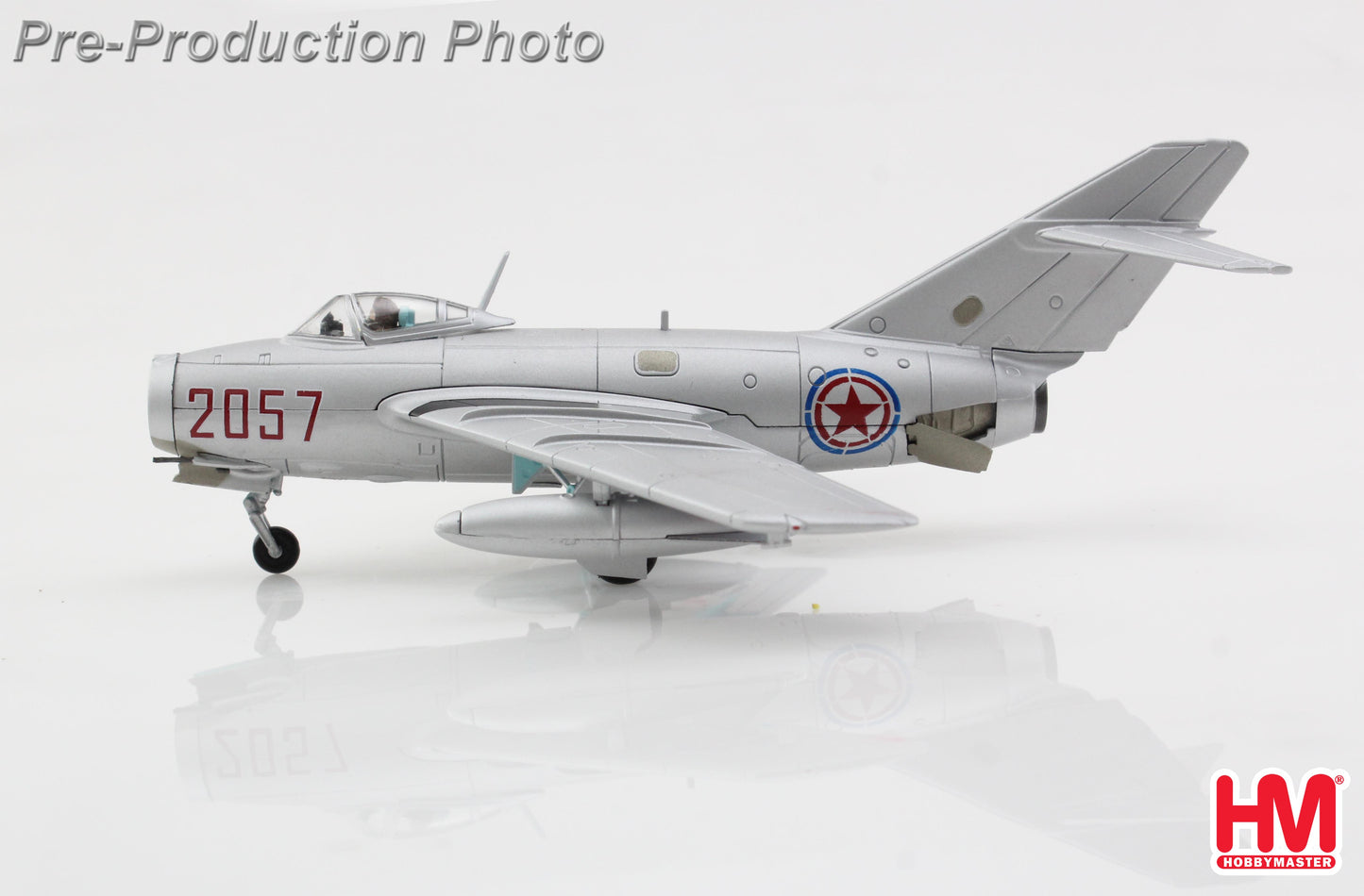 HOBBY MASTER MIG-15BIS DPRK AIR FORCE "LT. NO KUM-SOK" 2057 KIMPO AFB SEPT 1953