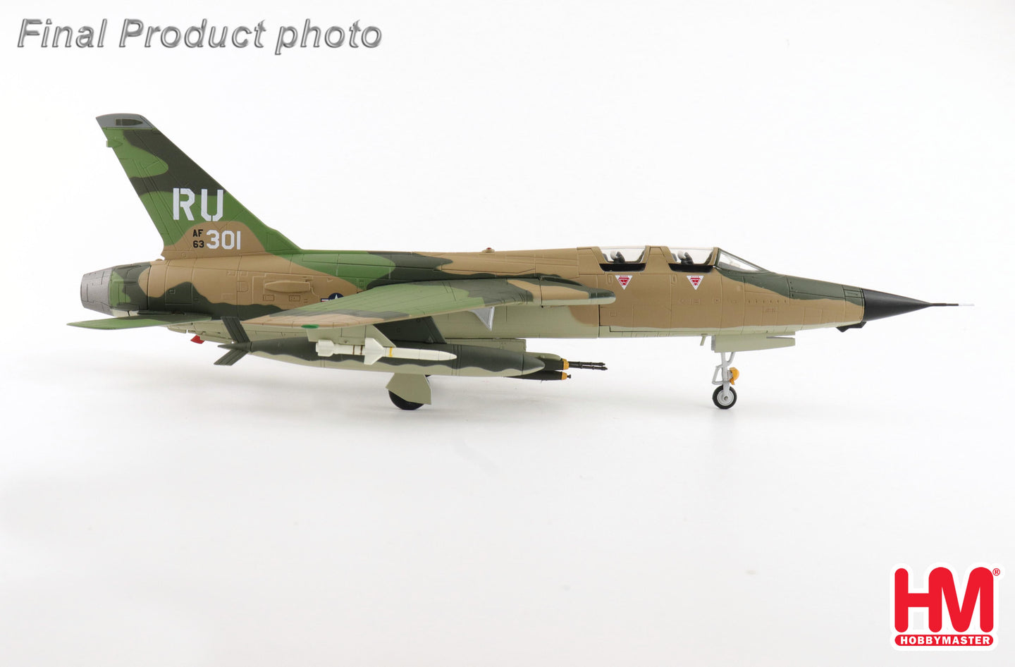 HOBBY MASTER EF-105F WILD WEASEL III USAF 355TH TFW, 357TH TFS "JINKIN JOSIE" 63-8301 THAILAND 1968
